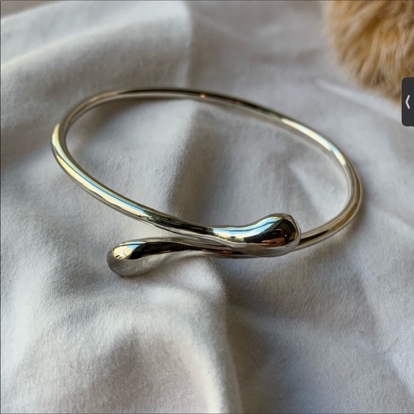 ✨🌸HOST PICK 🌸✨Sterling silver vintage rigid bangle tear drops 7” - Picture 4 of 9